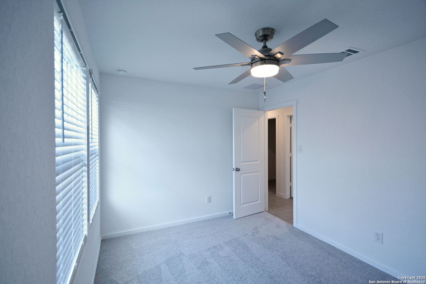 11559 Field Briar Converse TX 78109