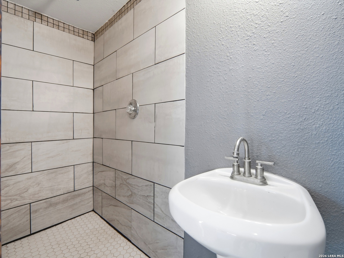 4431 Oak Roset San Antonio TX 78259