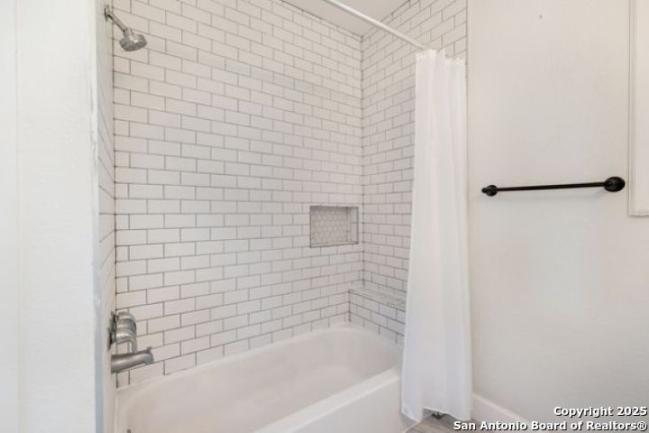 302 Shadwell Drive San Antonio TX 78228