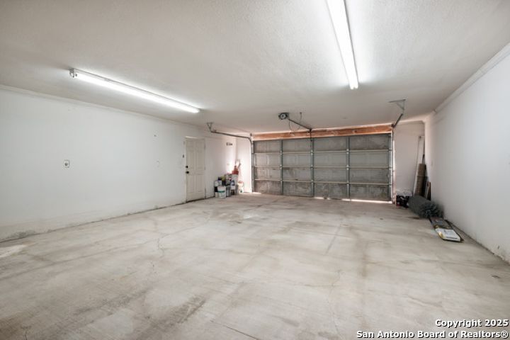 302 Shadwell Drive San Antonio TX 78228