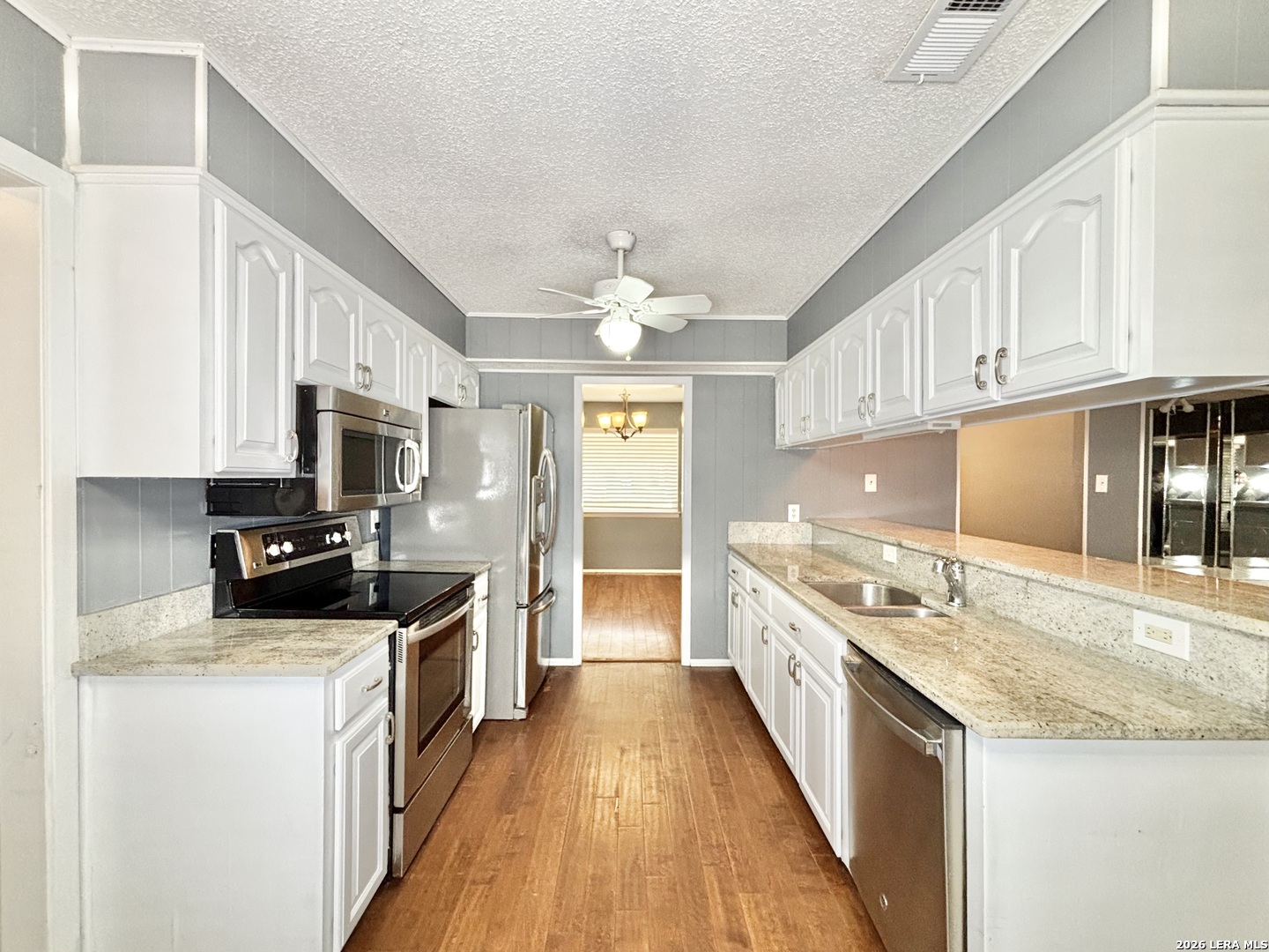 7015 Forest Pine Street San Antonio TX 78240