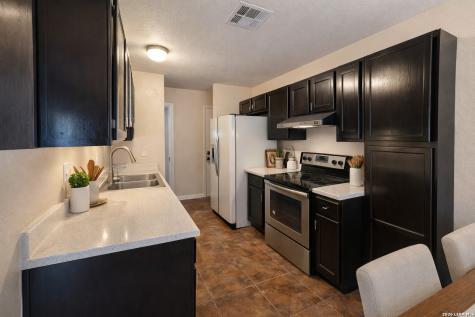 838 Saddlebrook Drive San Antonio TX 78245