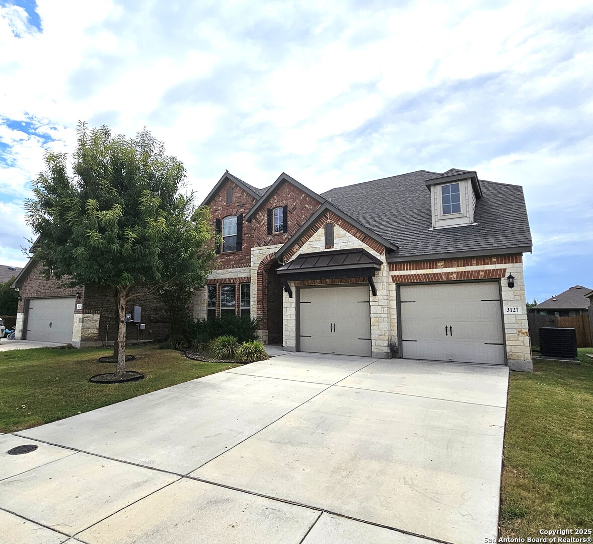 3127 Pinecone Cove New Braunfels TX 78130