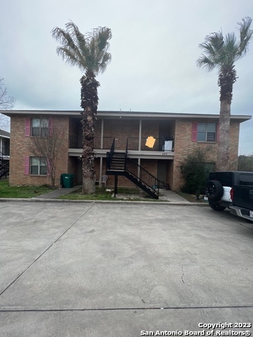 505 Dukeway Universal City TX 78148