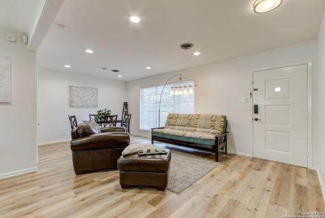 502 Downshire Drive San Antonio TX 78216