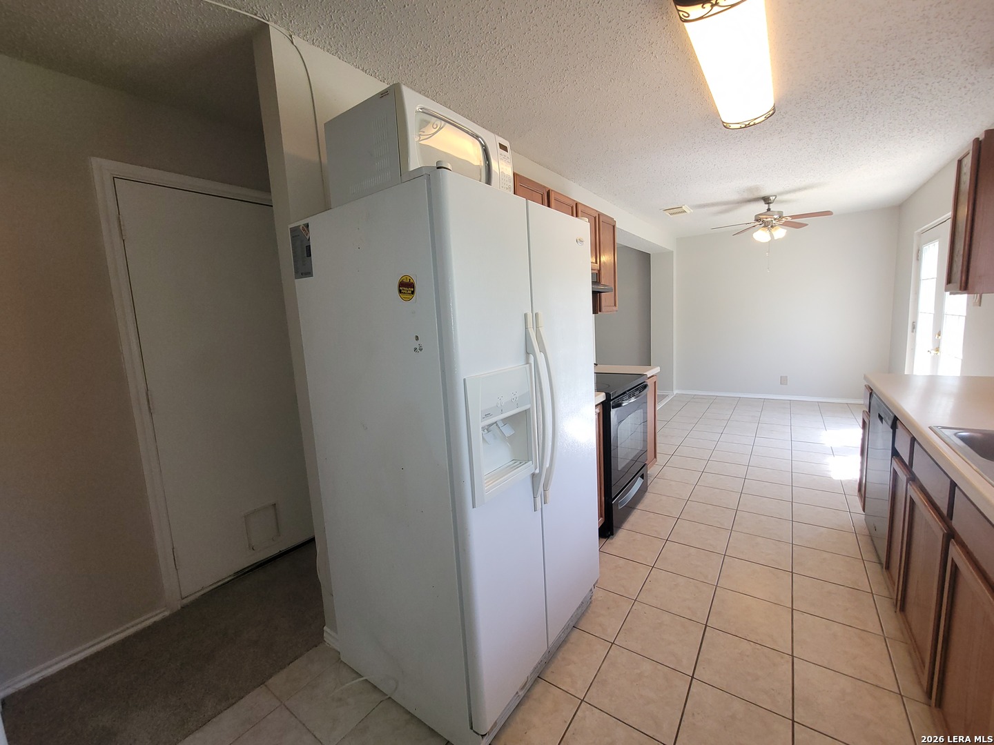 6110 Candletree San Antonio TX 78244