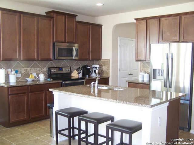 216 Golden Vista Cibolo TX 78108