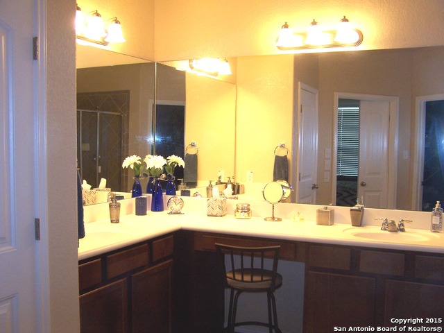 216 Golden Vista Cibolo TX 78108