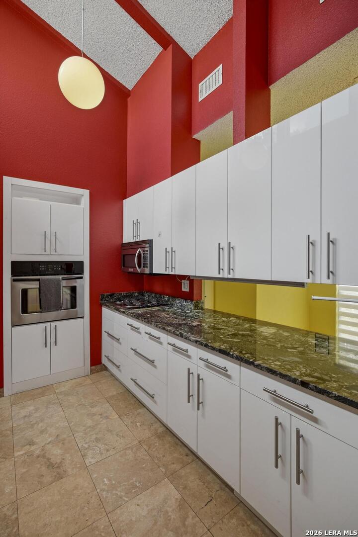 3800 E Songbird Lane San Antonio TX 78229