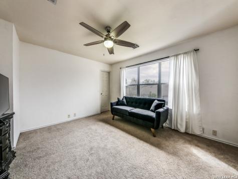 6606 Crestwood Court San Antonio TX 78249