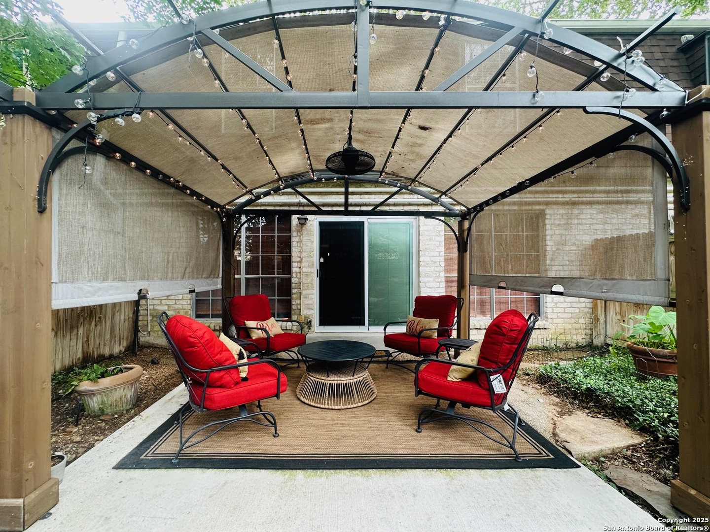 1045 Shook Avenue Olmos Park TX 78212