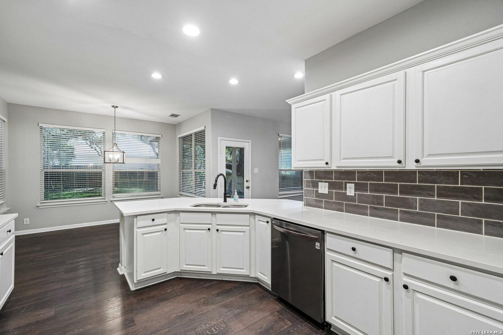 2635 Turquoise Way San Antonio TX 78251