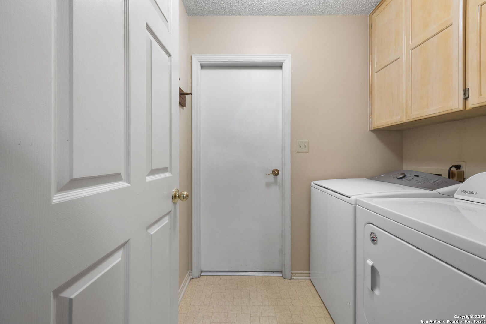 2606 Country Square San Antonio TX 78209