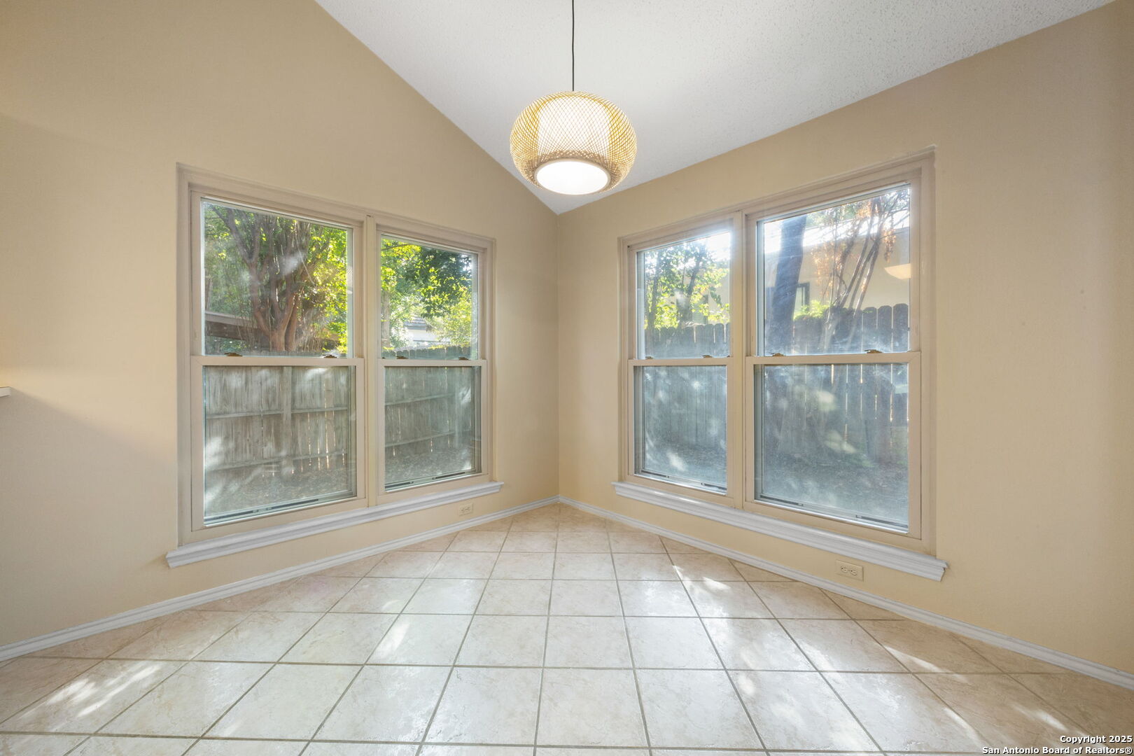 2606 Country Square San Antonio TX 78209