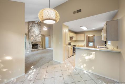 2606 Country Square San Antonio TX 78209