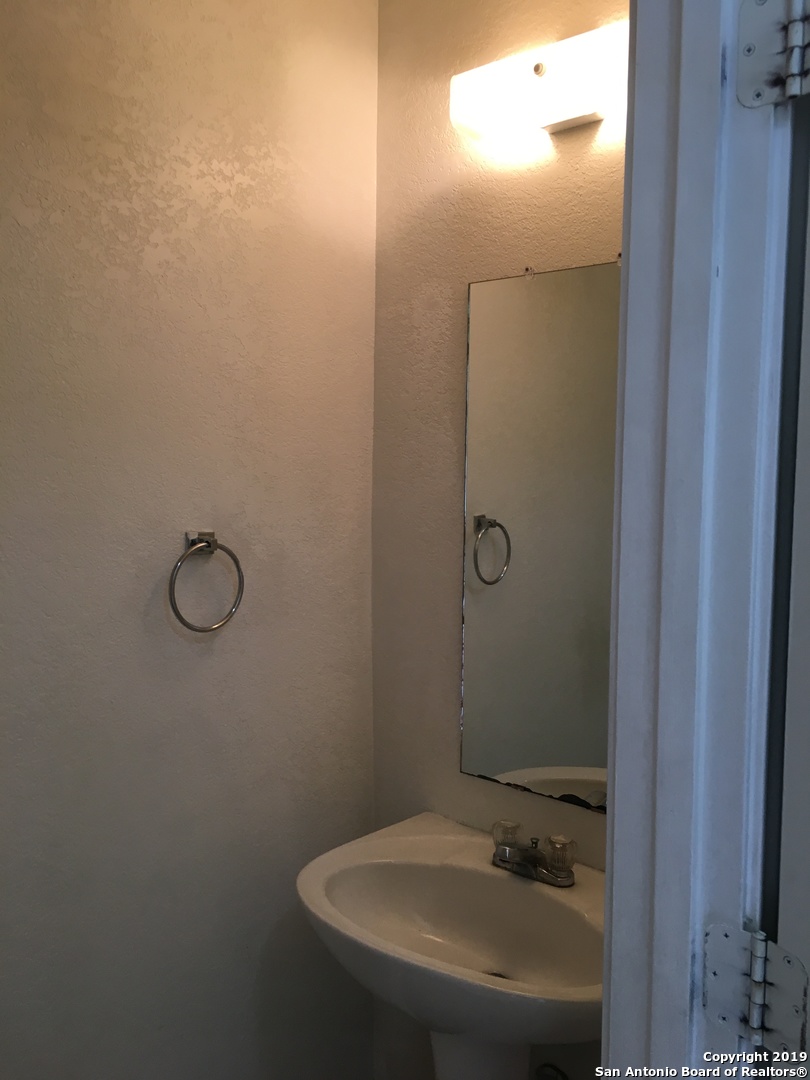 7718 Burro Bend San Antonio TX 78244