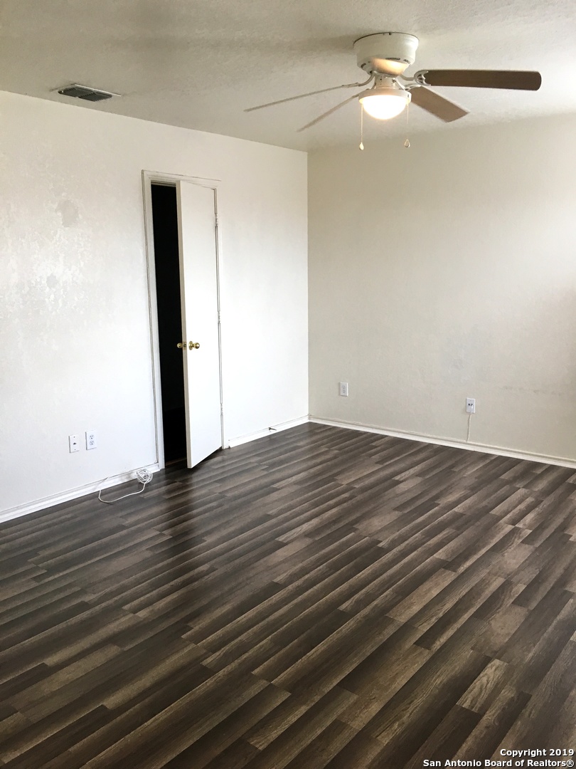 7718 Burro Bend San Antonio TX 78244