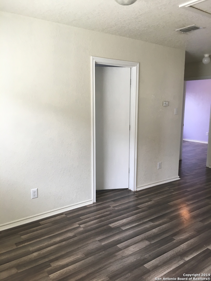 7718 Burro Bend San Antonio TX 78244