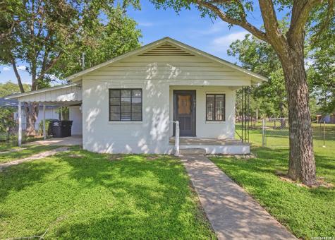 705 Florence Street Castroville TX 78009
