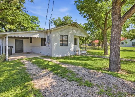 705 Florence Street Castroville TX 78009
