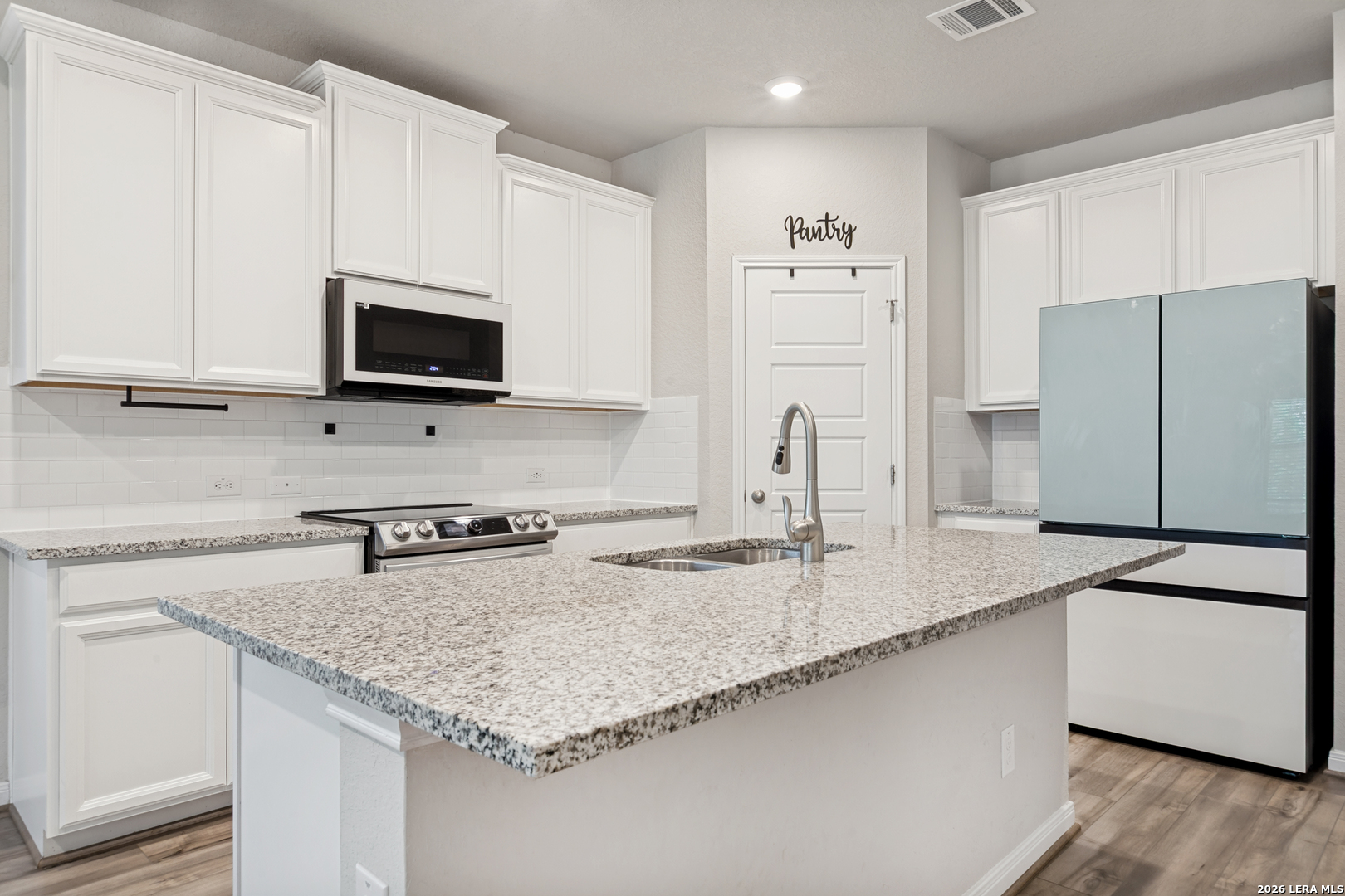 9511 Bonito Falls Drive Converse TX 78109