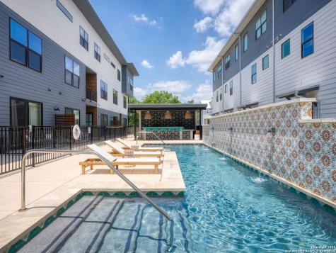 1208 N Academy Avenue New Braunfels TX 78130