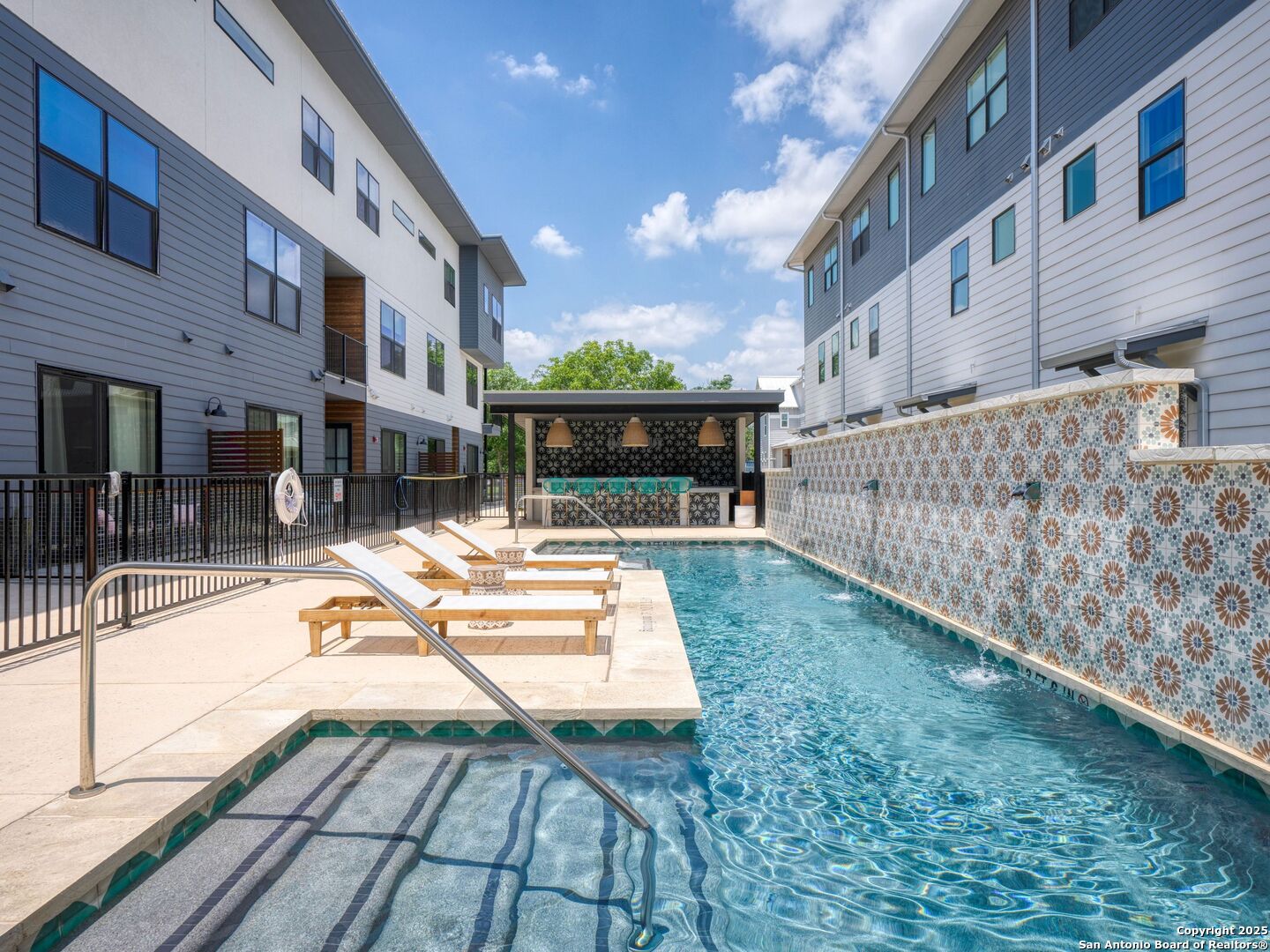 1208 N Academy Avenue New Braunfels TX 78130