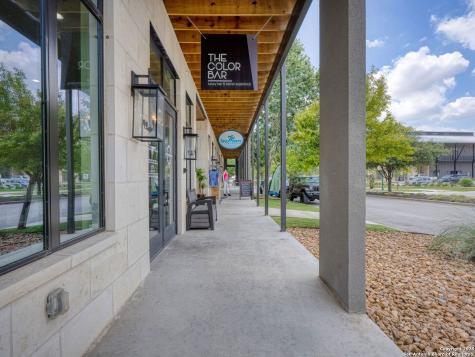 1208 N Academy Avenue New Braunfels TX 78130