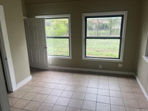 127 Riverdale Drive San Antonio TX 78228