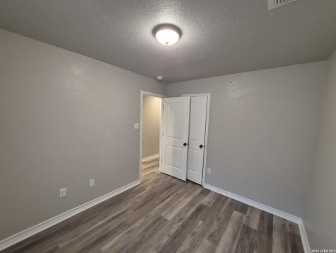 6406 Luglio Lane San Antonio TX 78233