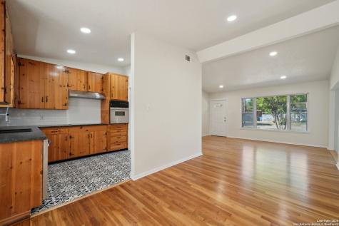 407 Haverford Drive San Antonio TX 78217