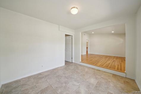 407 Haverford Drive San Antonio TX 78217