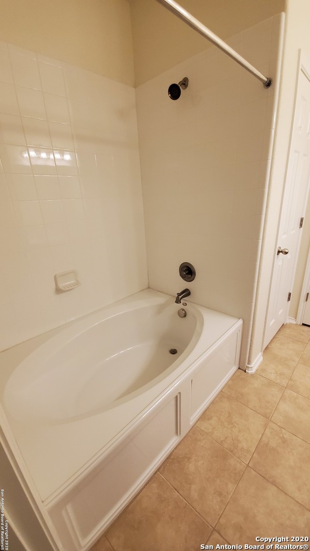13124 Brook Arbor San Antonio TX 78232