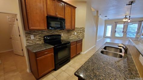13124 Brook Arbor San Antonio TX 78232
