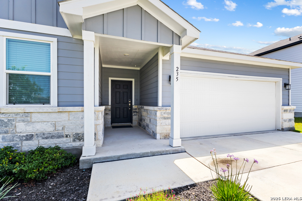 235 Brook Shadow Cibolo TX 78108
