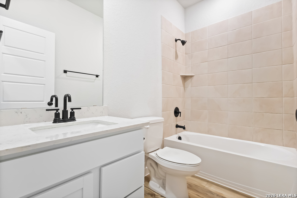 235 Brook Shadow Cibolo TX 78108