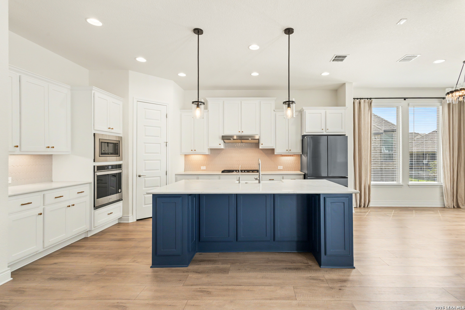 214 Vizcaya Boerne TX 78006