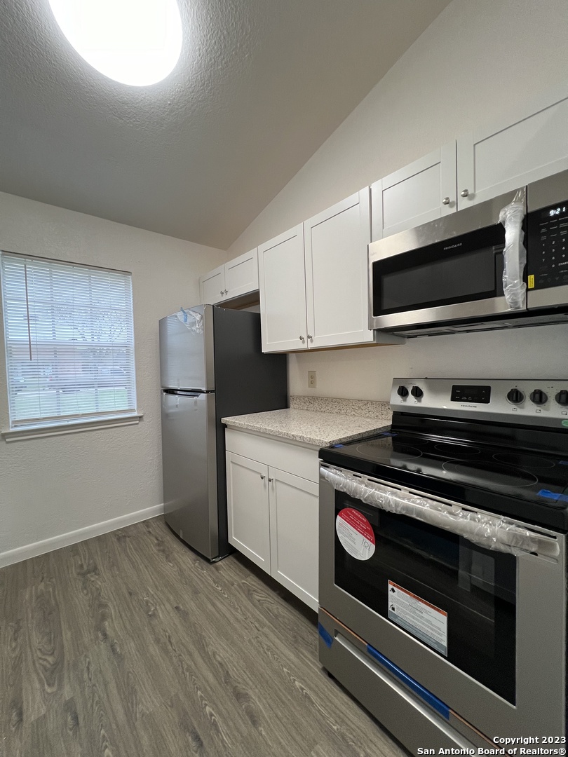 8846 Meadow Range San Antonio TX 78250