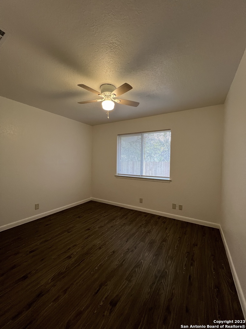 8846 Meadow Range San Antonio TX 78250