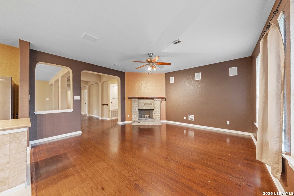 141 Springtree Gate Cibolo TX 78108