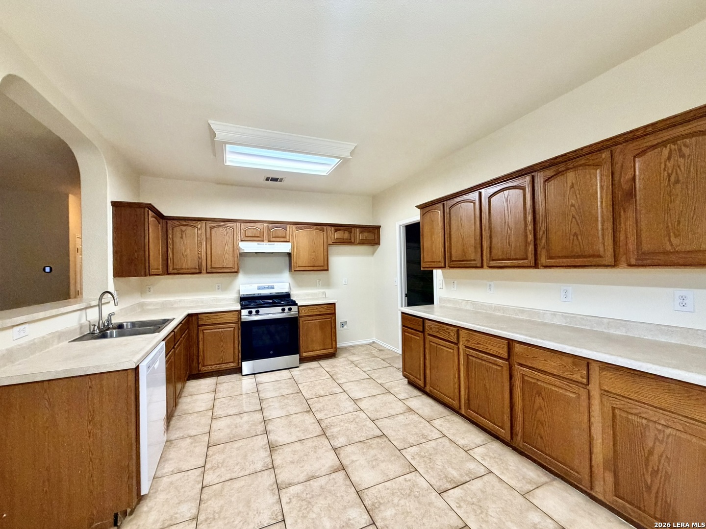 9011 Burnt Peak Helotes TX 78023