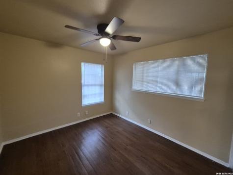 5211 Cinderella Street Kirby TX 78219