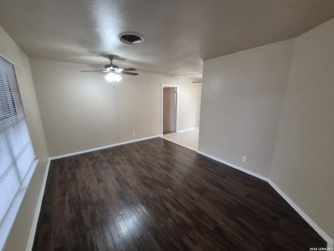 5211 Cinderella Street Kirby TX 78219