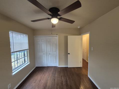 5211 Cinderella Street Kirby TX 78219