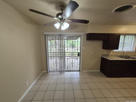 5211 Cinderella Street Kirby TX 78219