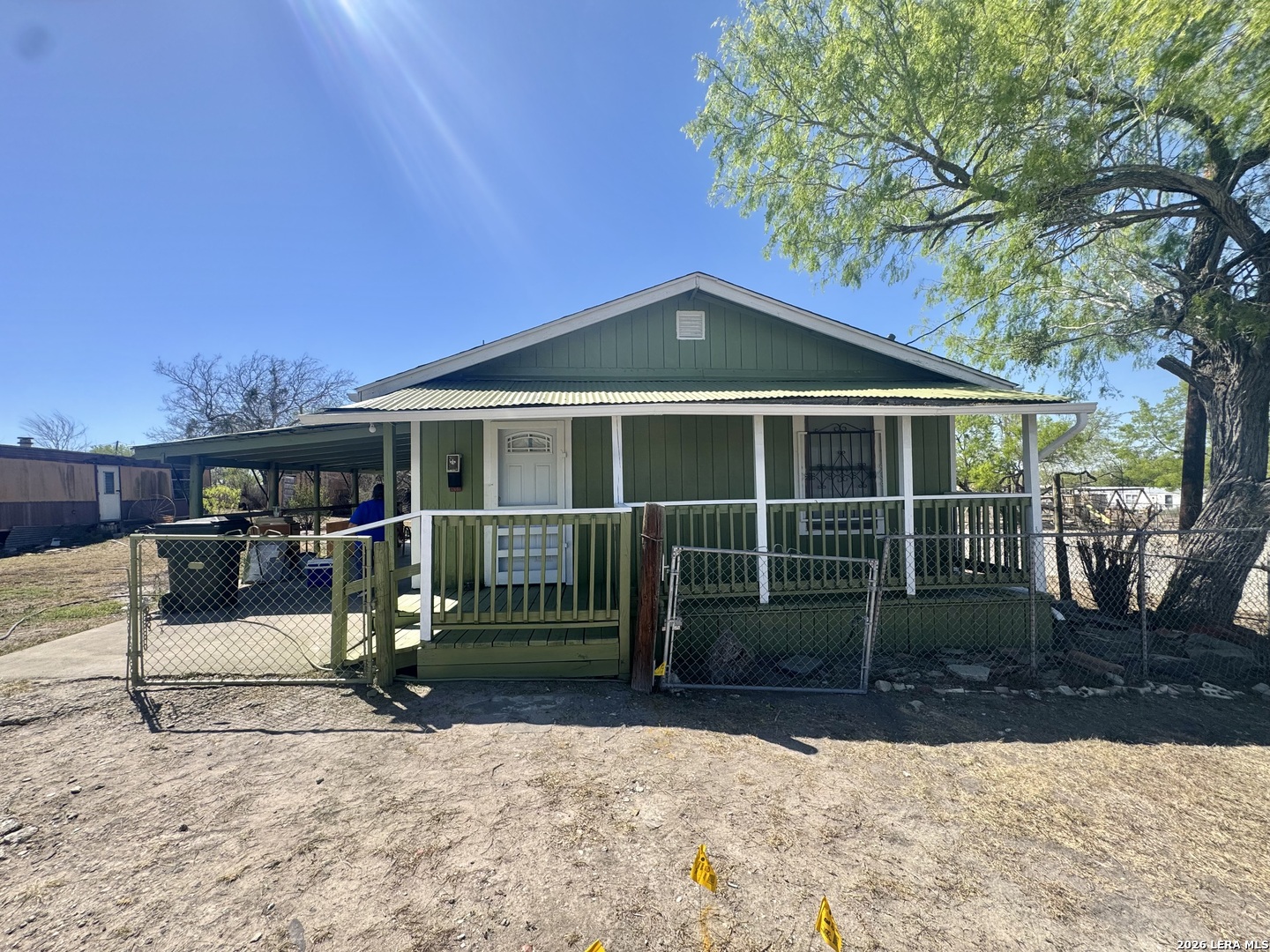 217 N Park Avenue Karnes City TX 78118