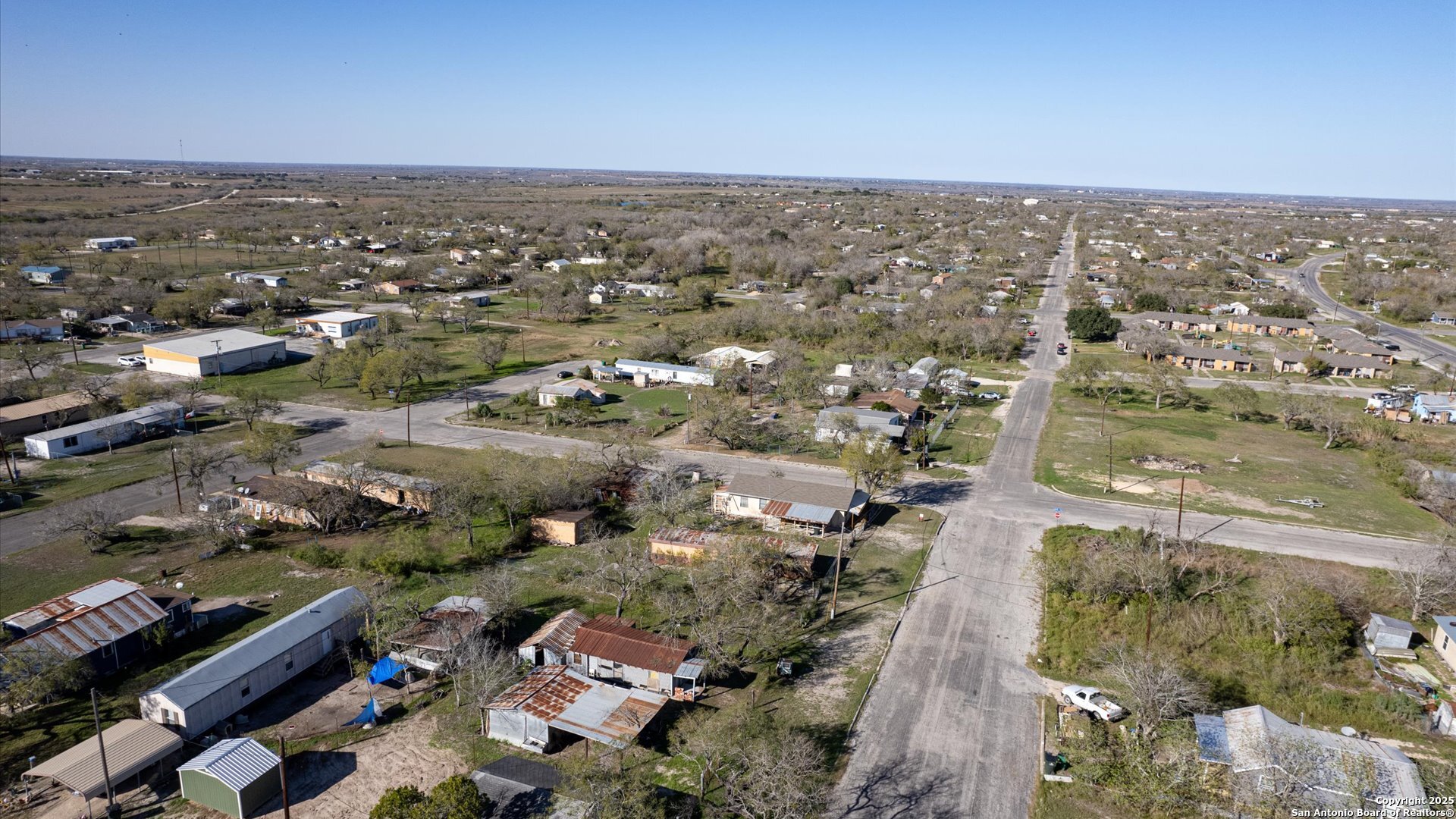 217 N Park Avenue Karnes City TX 78118