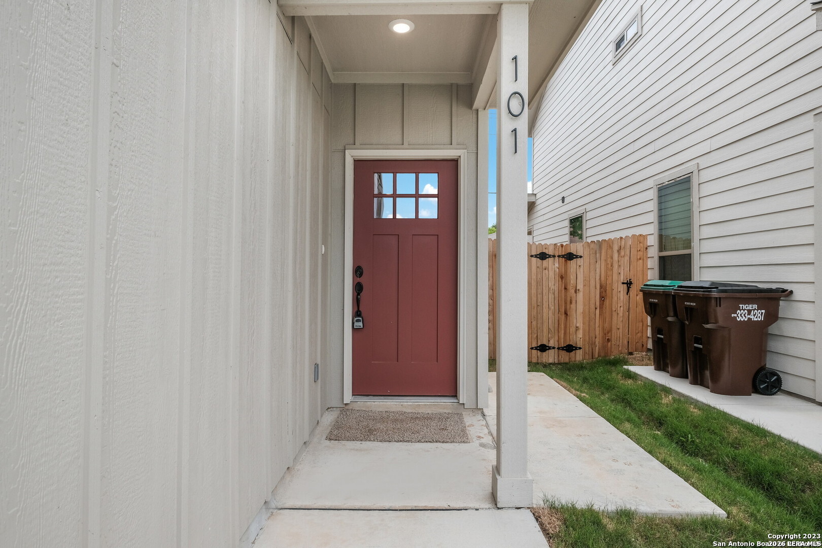 2507 Lynwood Bend San Antonio TX 78245
