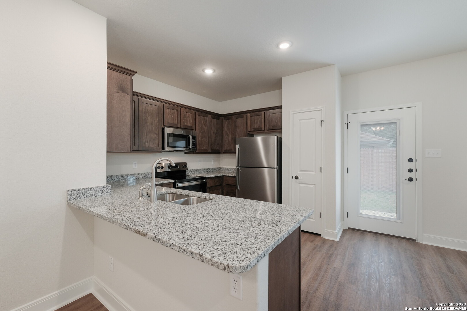 2507 Lynwood Bend San Antonio TX 78245