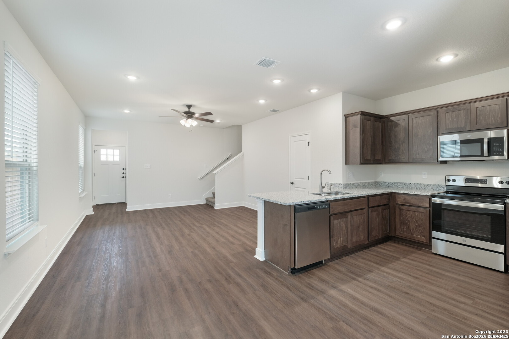 2507 Lynwood Bend San Antonio TX 78245